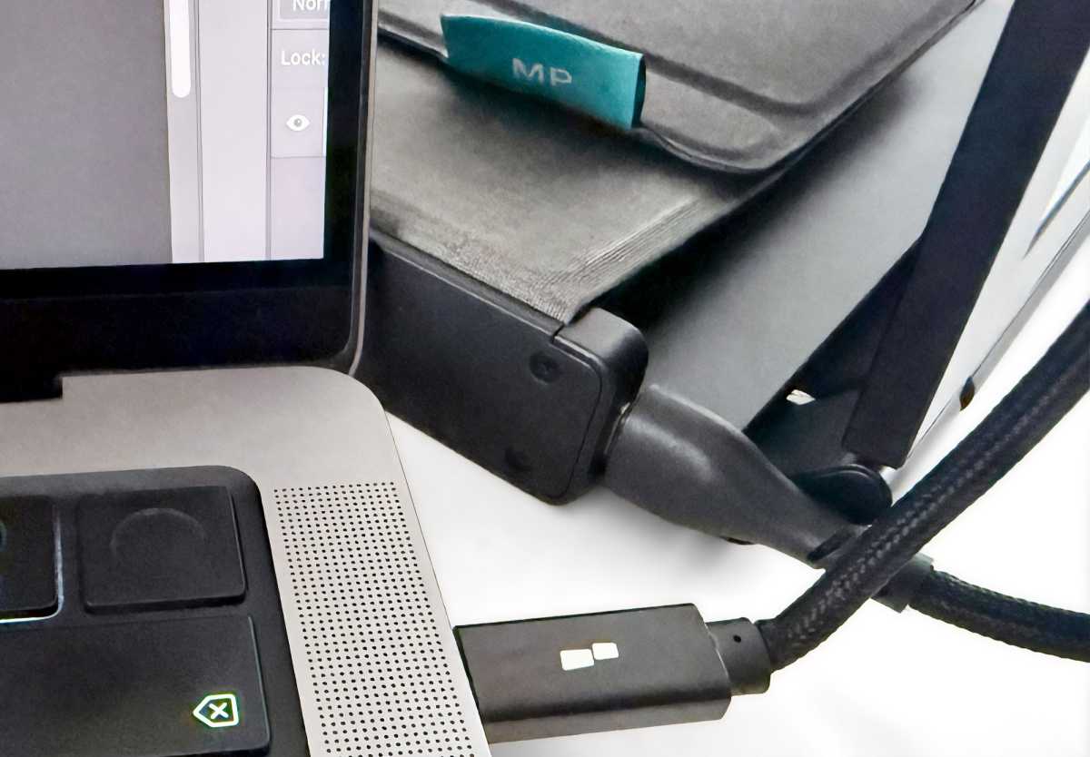 Connexions des câbles du Mobile Pixels Trio 3 Pro