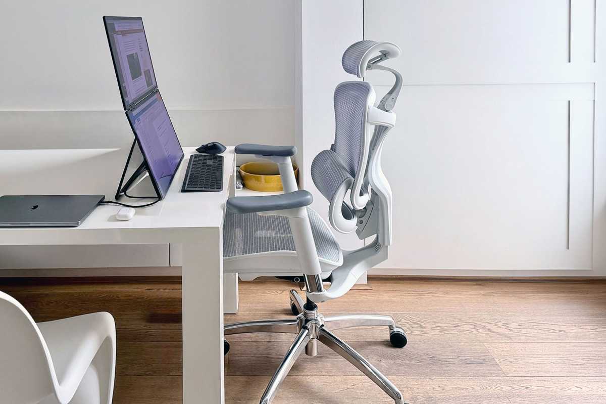 Sihoo Doro C300 ergonomic office chair desk