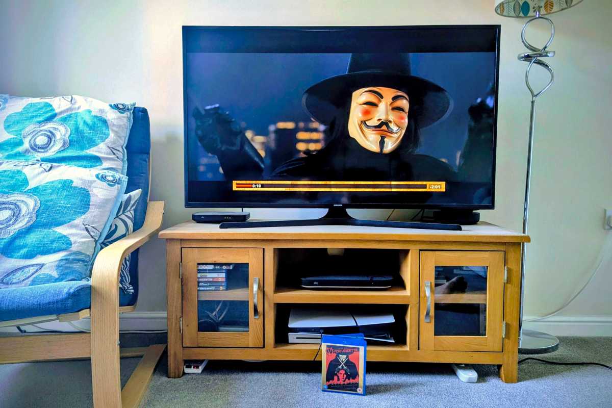 Watching V for Vendetta Blu-Ray on PlayStation 5