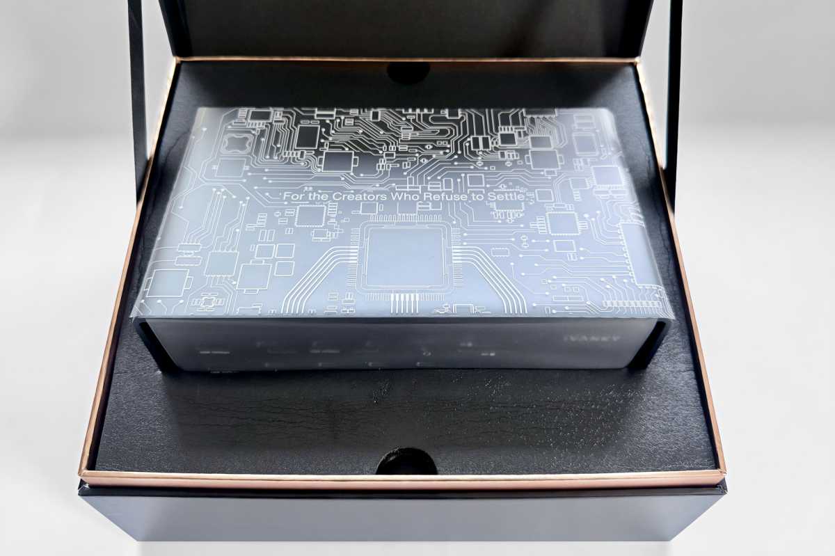 iVanky FusionDock Ultra boxed