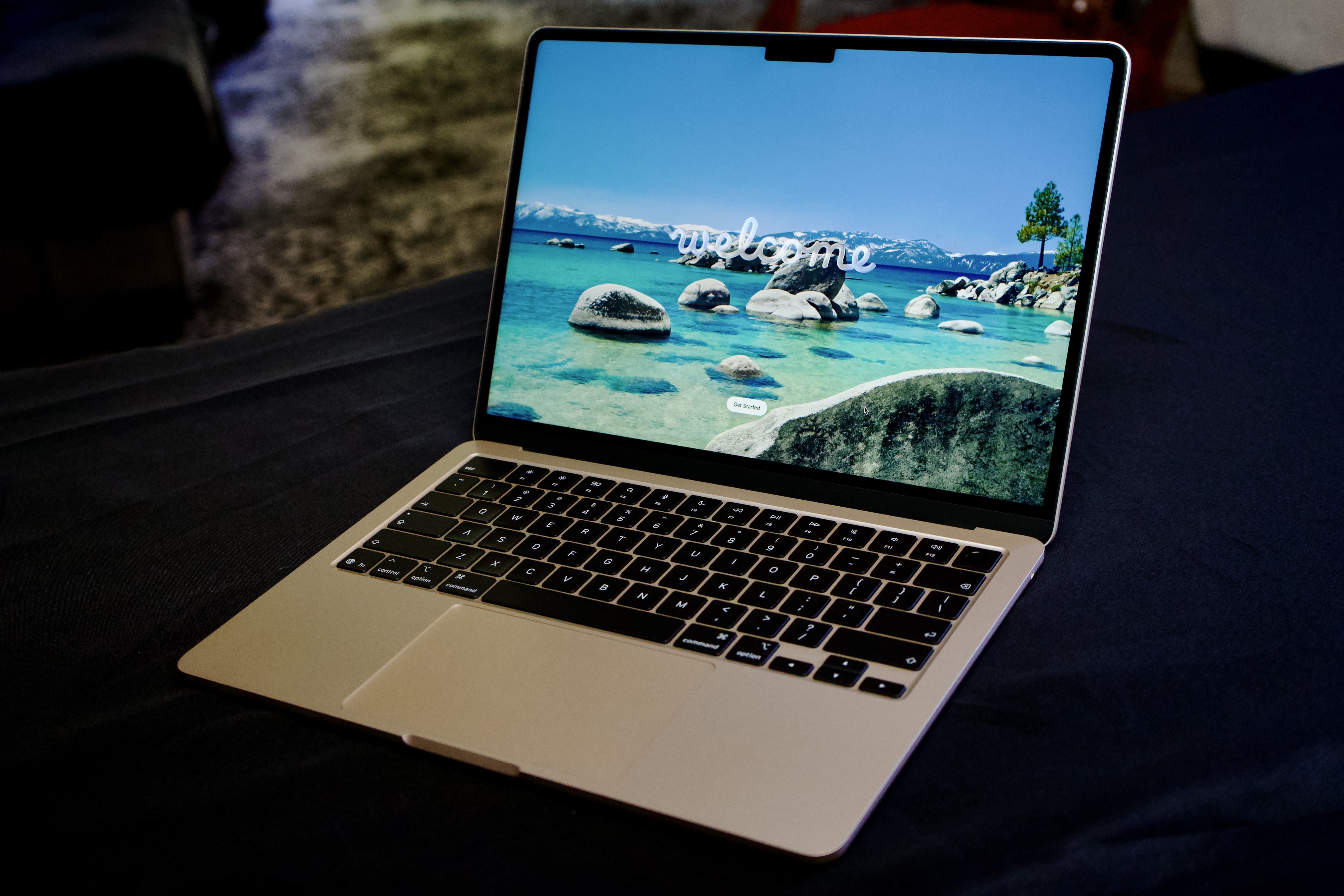 Avoid MacBook surge pricing with these still-low Amazon Prime Day