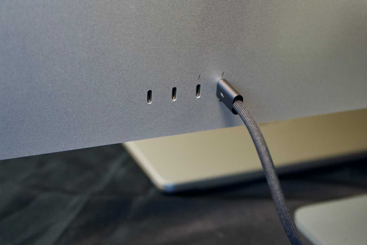 Studio Display XDR ports