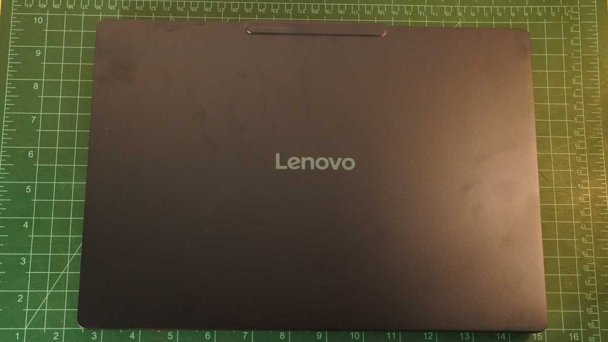Lenovo Yoga Slim 7x Gen 11 design