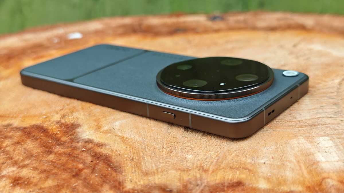 Oppo Find X9 Ultra 2