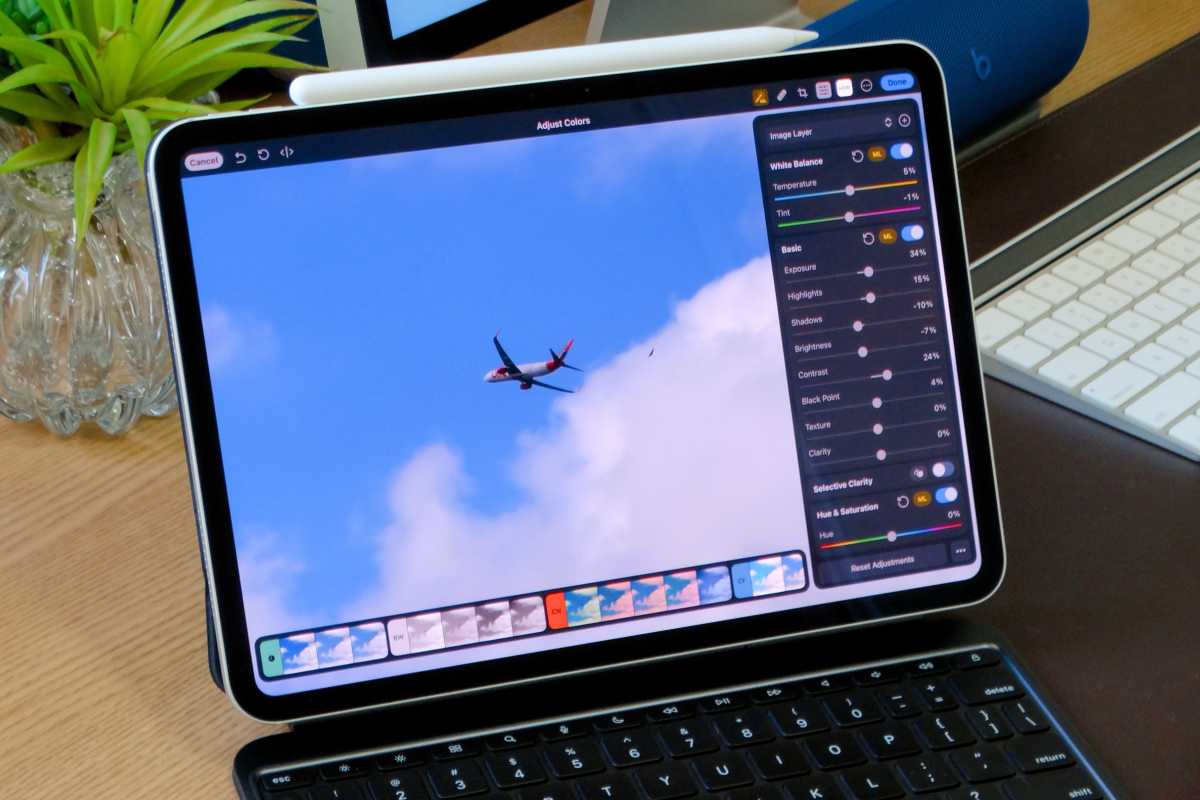 Photomator on an iPad attached to a magic keyboard