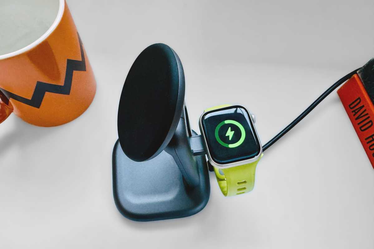 Satechi 3 in 1 Foldable Wireless Charging Stand with Qi2 25W Watch 4