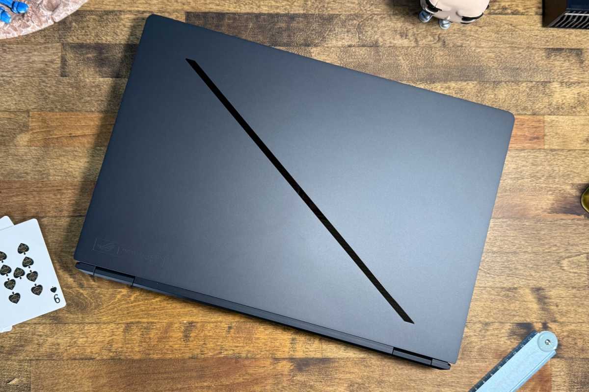 Asus ROG Zephyrus Duo build quality