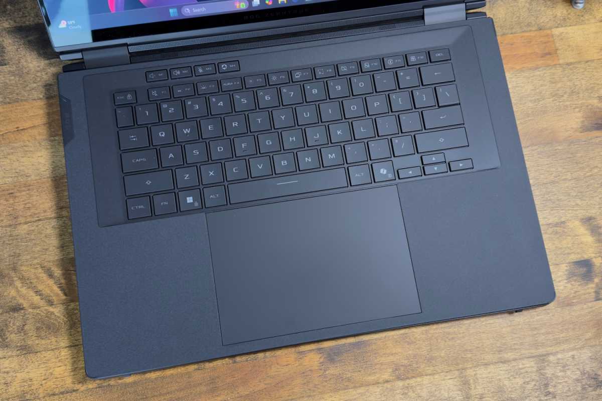 Asus ROG Zephyrus Duo keyboard
