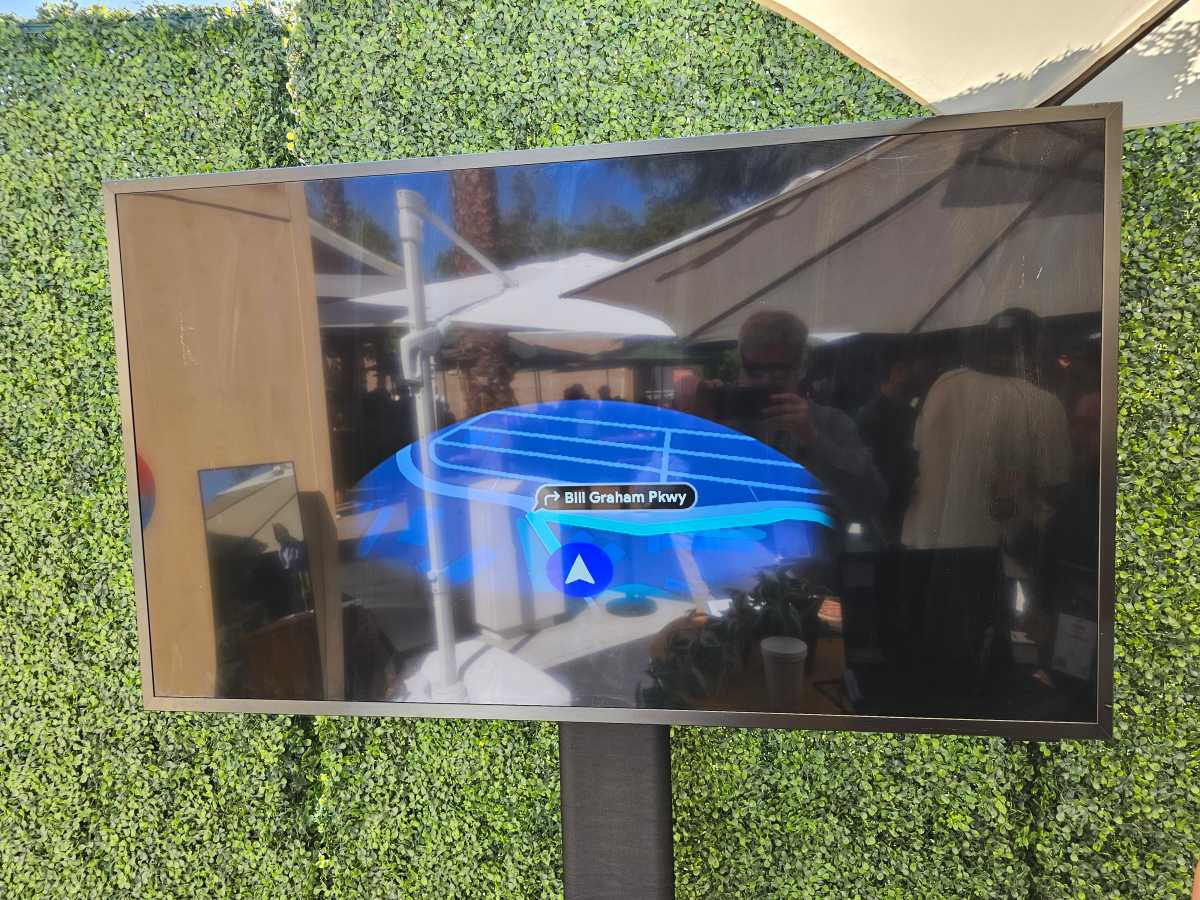 Google prototype XR glasses HUD