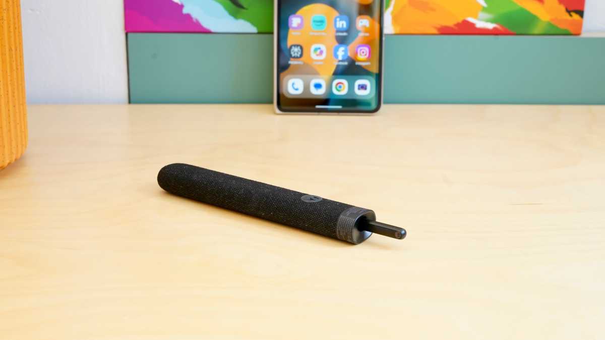 Motorola Razr Fold 10