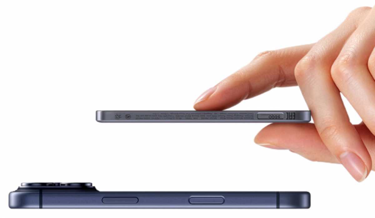 Ugreen MagFlow Air 5K Power Bank iPhone slim
