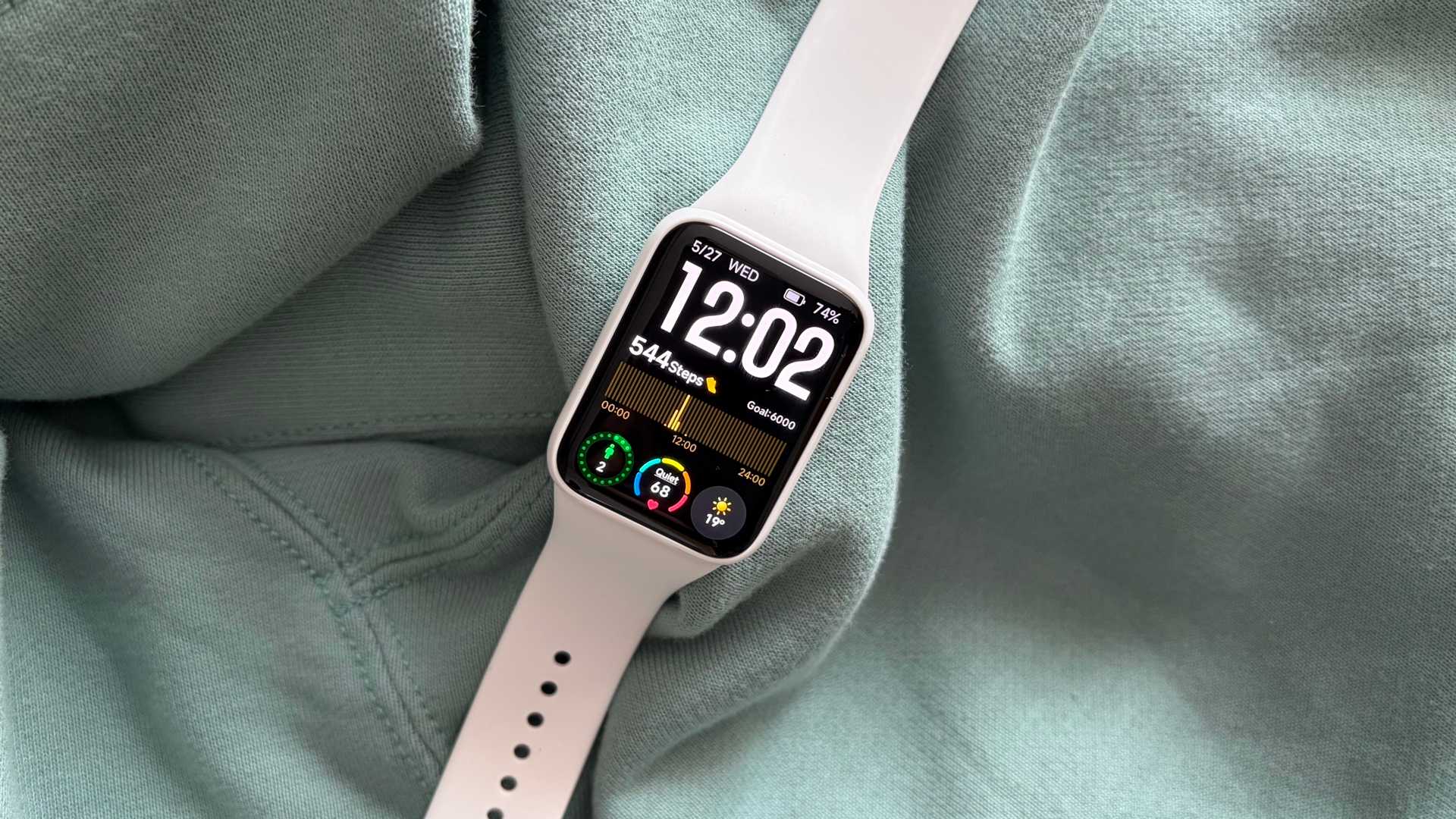 Xiaomi Smart Band 10 Pro - Best Fitness Tracker Hybrid