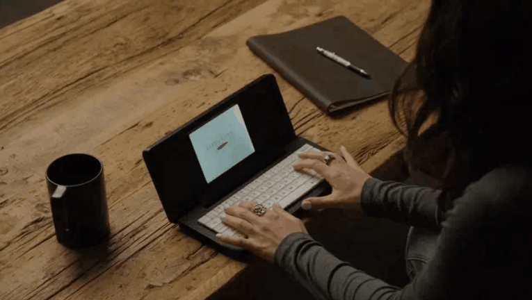 ZeroWriter Fold GIF
