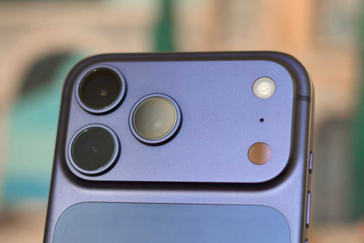 - Dans Tutorials iPhone 17 Pro Max rear cameras