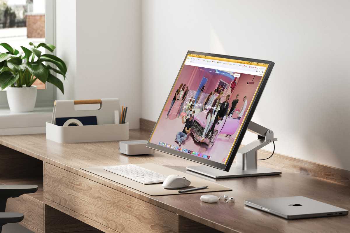 Alogic Clarity Touch 6K 32 inch Fold Stand Home Desk