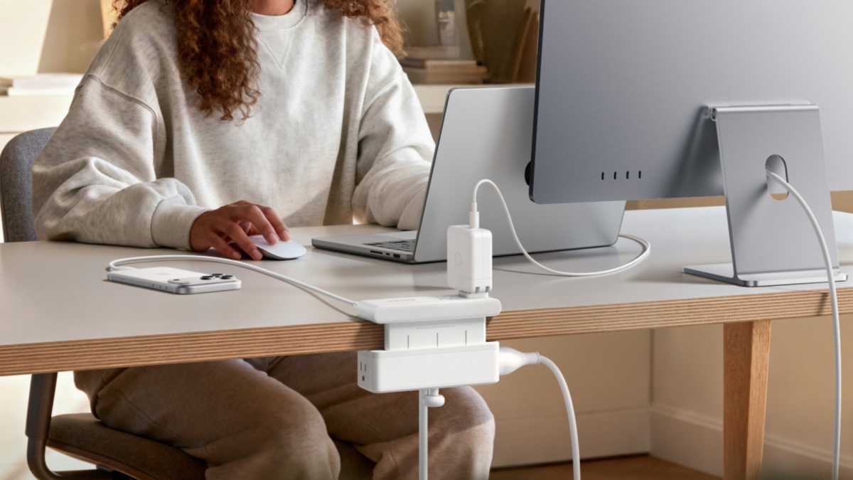 Anker Nano power strip 10-in-1