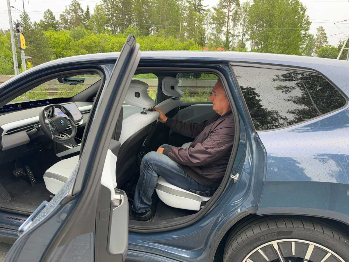 Sportlich und extreme Reichweite: BMW iX3 50 xDrive
