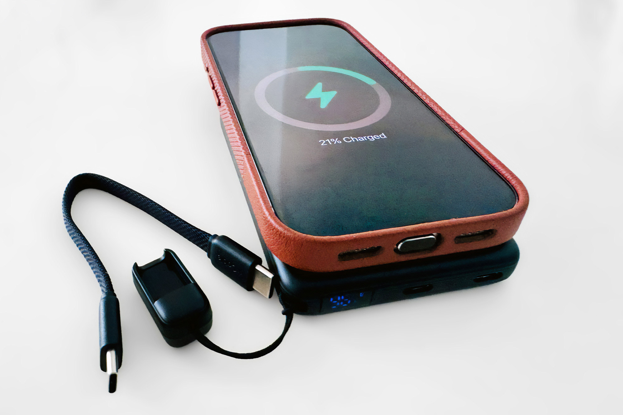 Iniu 25W SnapGo Air 10K – Equal slimmest 10K MagSafe battery pack