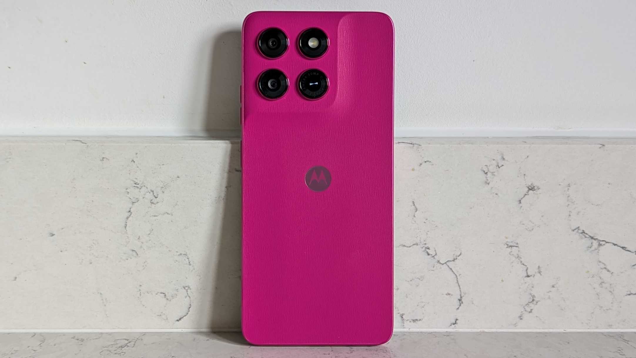 Motorola Moto G37 - Best For Entertainment