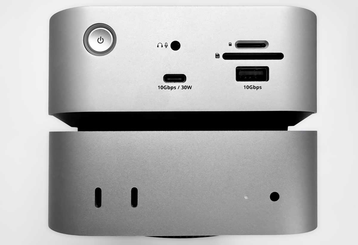 Satechi Thunderbolt 5 CubeDock SSD with Mac mini front