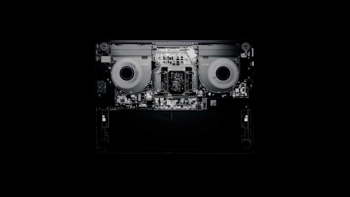 Microsoft Surface Laptop Ultra Image 2