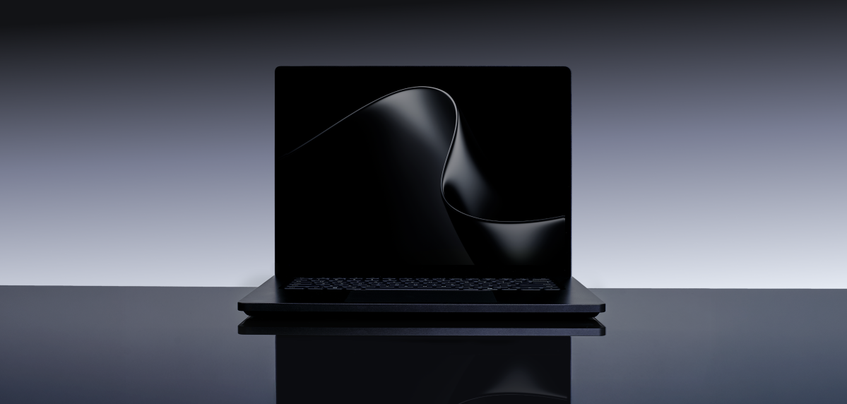 Microsoft Surface Laptop Ultra Image 3 stock