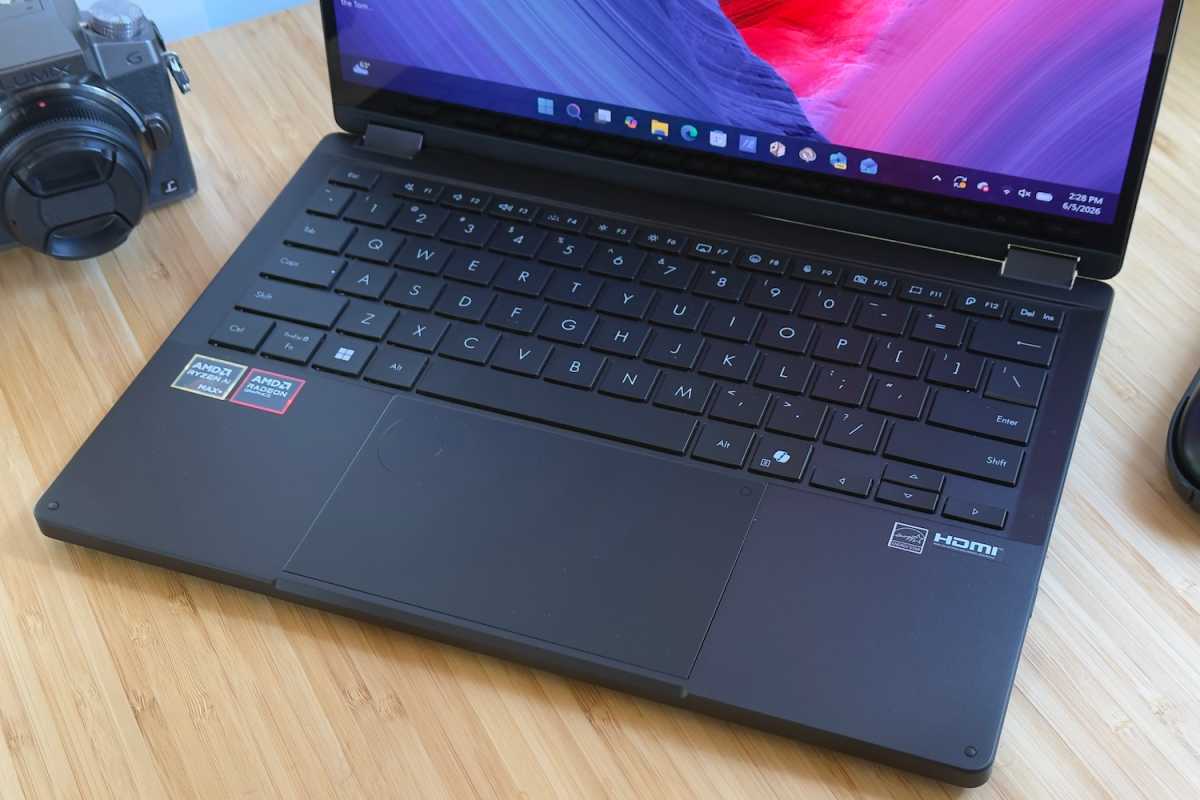 Asus ProArt PX13 keyboard