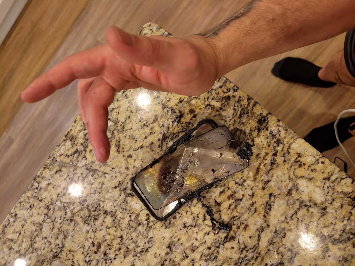 Google Pixel 10 Pro XL Explodes: Why I'd Still Buy One – Tech Advisor