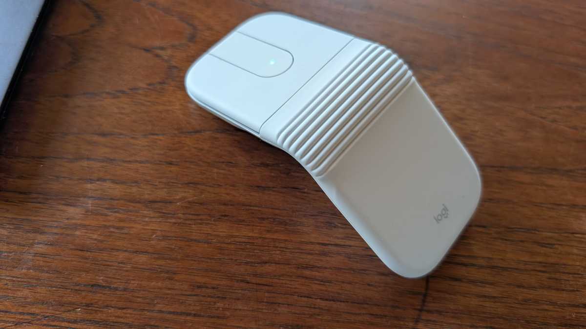 Logitech Mobi Fold design