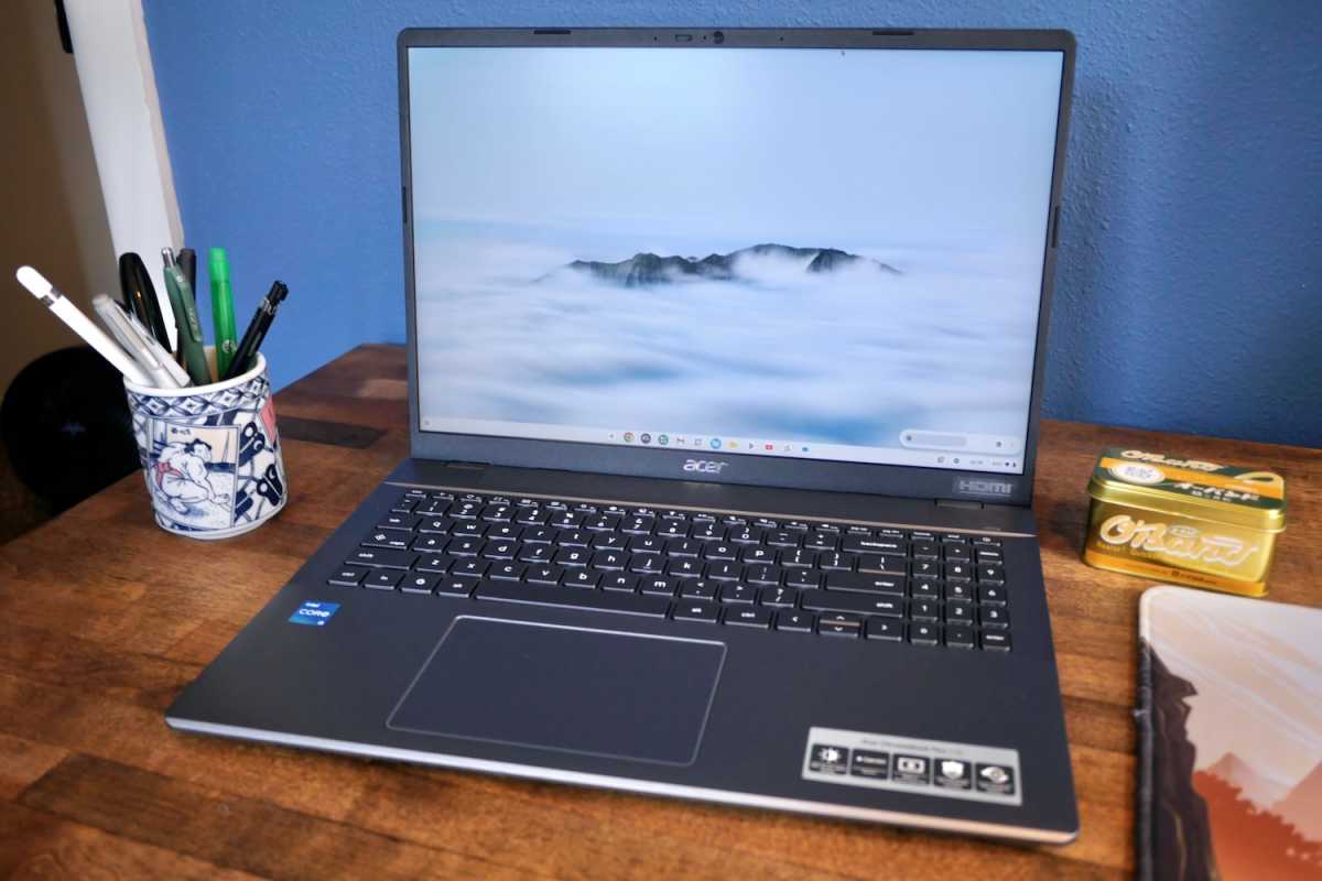 Acer Chromebook Plus 516 display