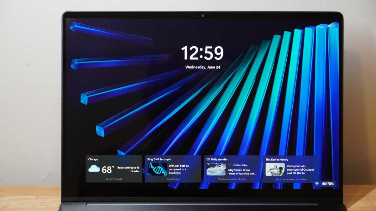 Dell 16s display