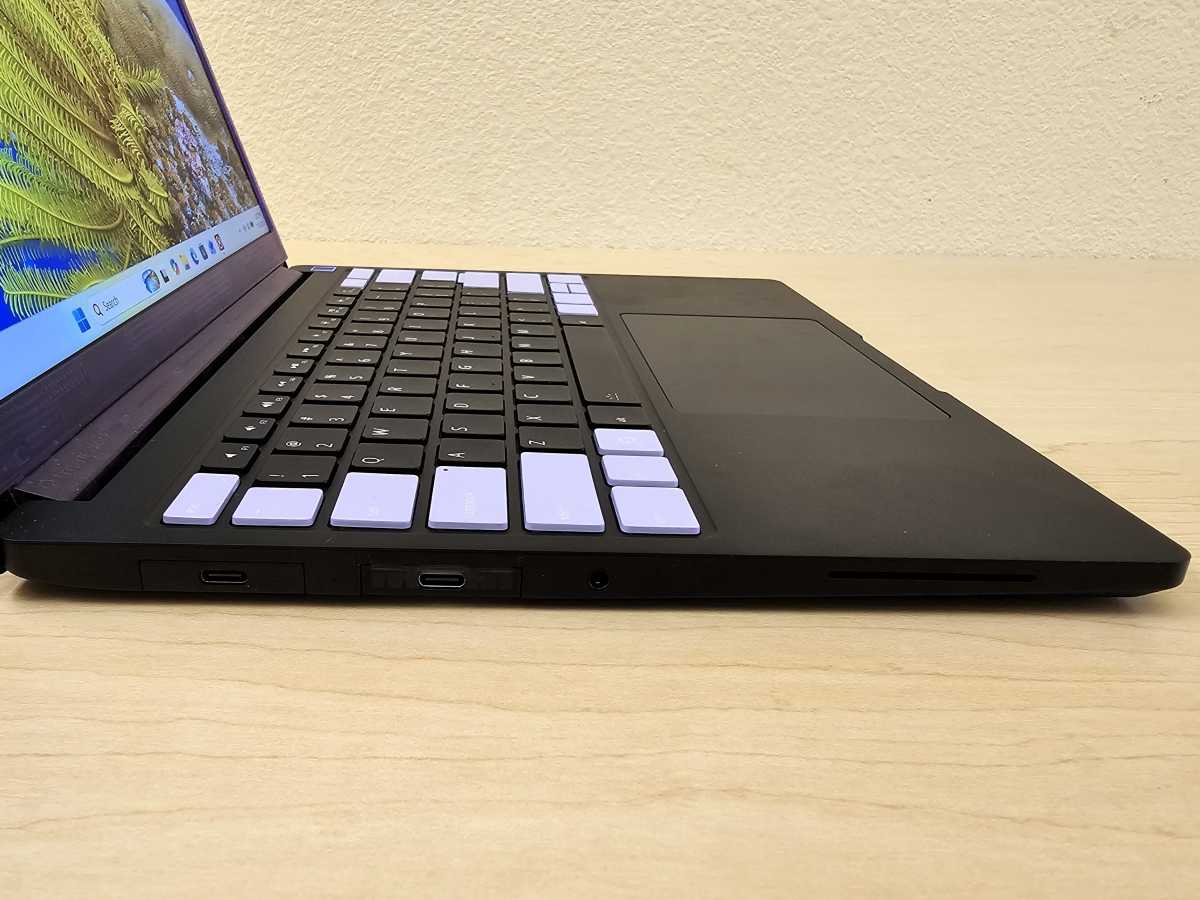 Framework Laptop 13 Pro left side