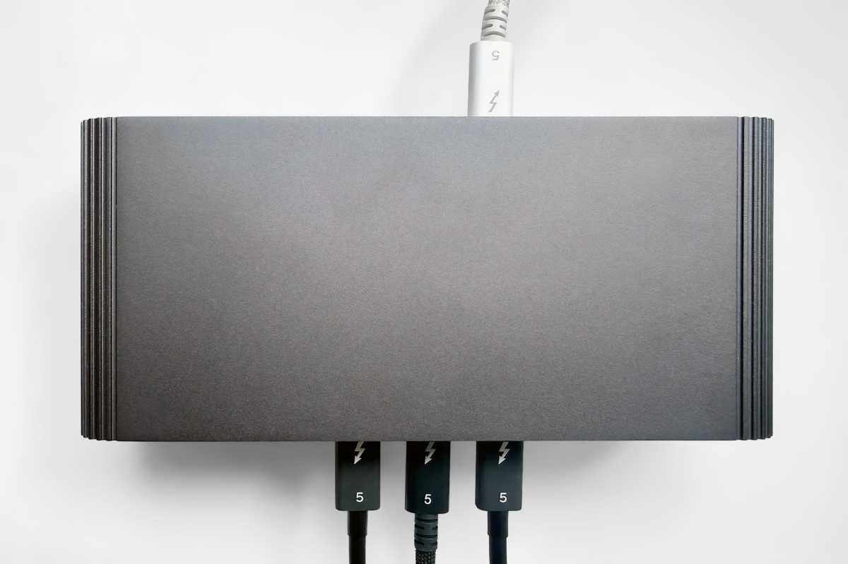 HyperDrive Next Thunderbolt 5 Dock TB5 ports