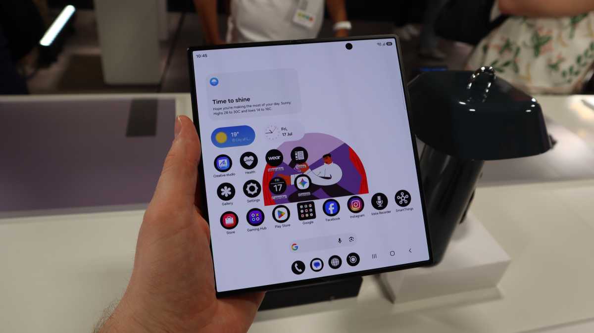Samsung Galaxy Z Fold 8 Ultra inner display