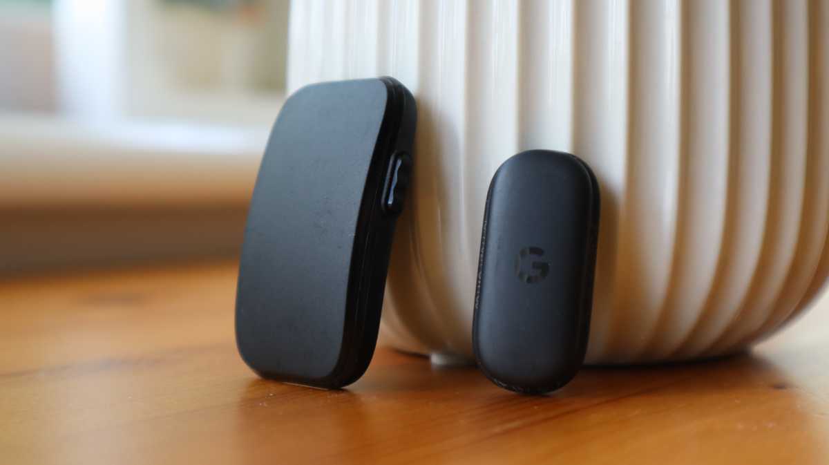Garmin Cirqa sat next to the Fitbit Air