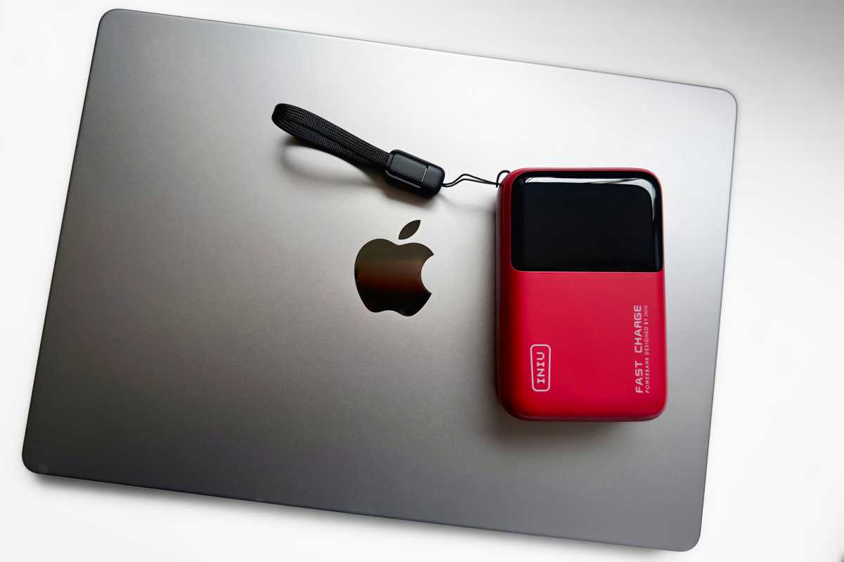 Iniu P63 Laptop Power Bank MacBook 1