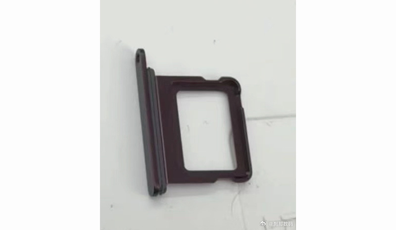 iPhone 18 Pro in „Dark Cherry“: der fotografische Beweis ist da