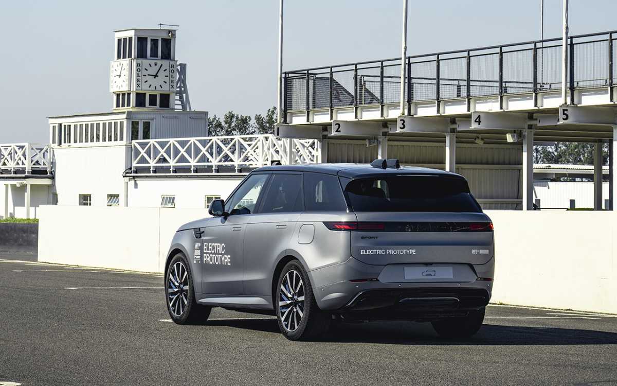 Range Rover Sport Electric