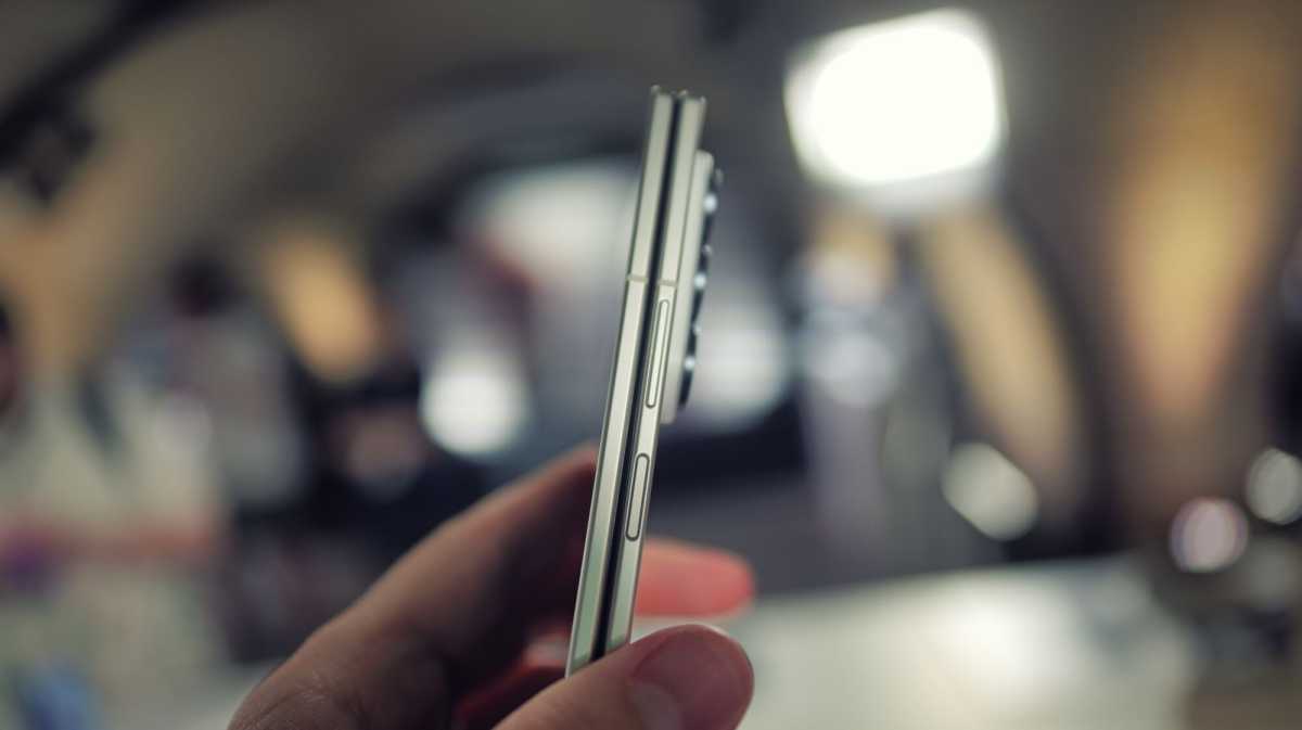 Samsung Galaxy Z Fold 8 Ultra 8