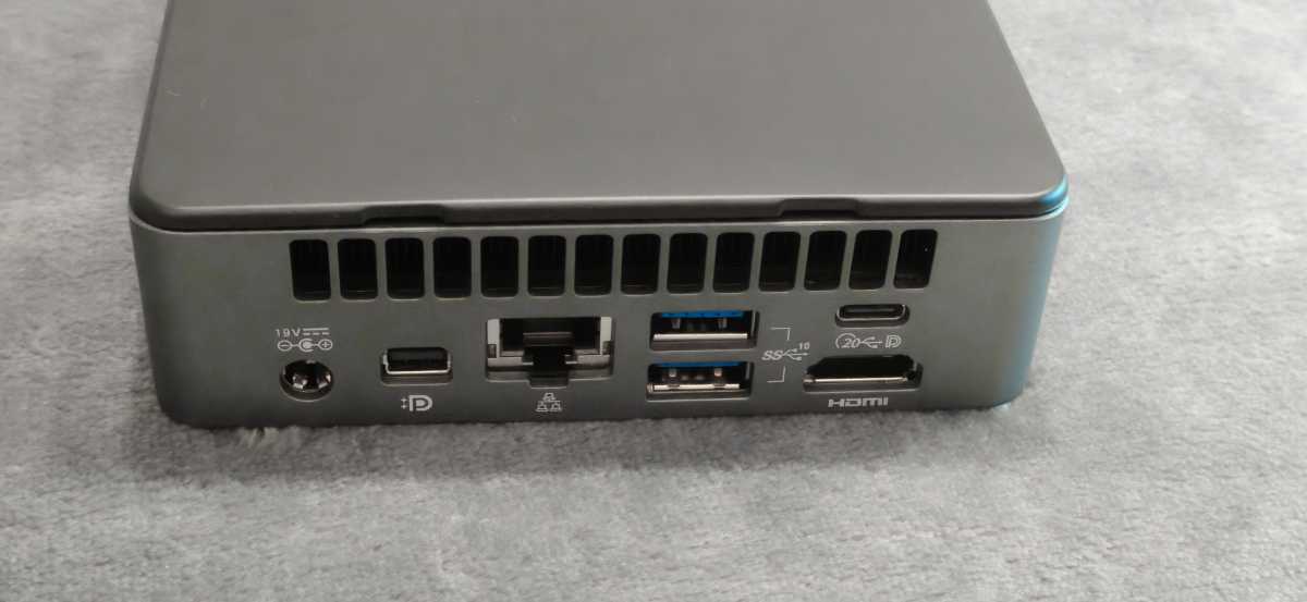 Test Geekom Air12 2026 hinten