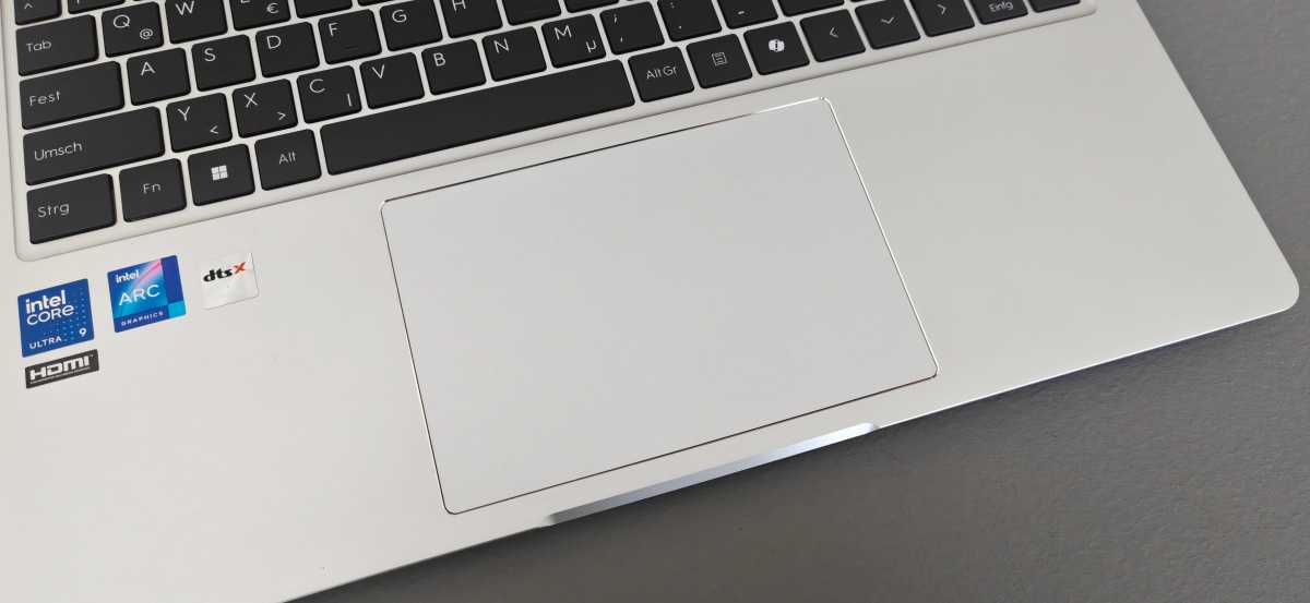 Test Geekom Geekbook M16 Touchpad