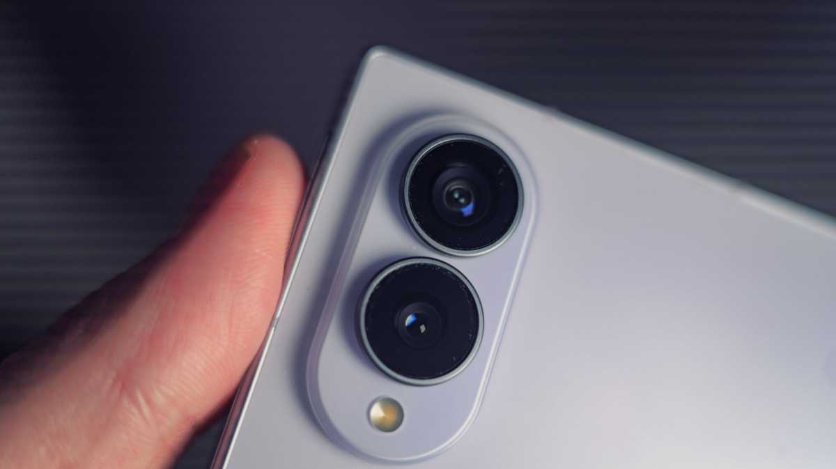 Z Fold 8 cameras