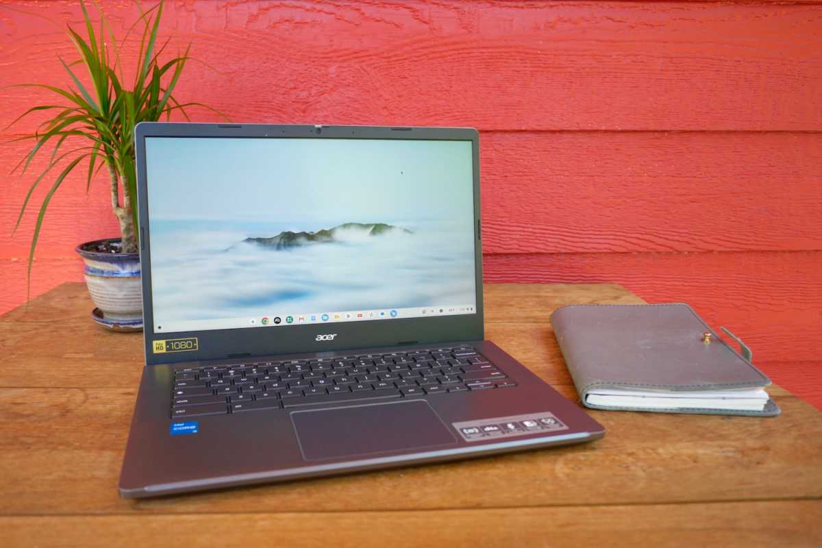 Acer Chromebook Plus S14 hero