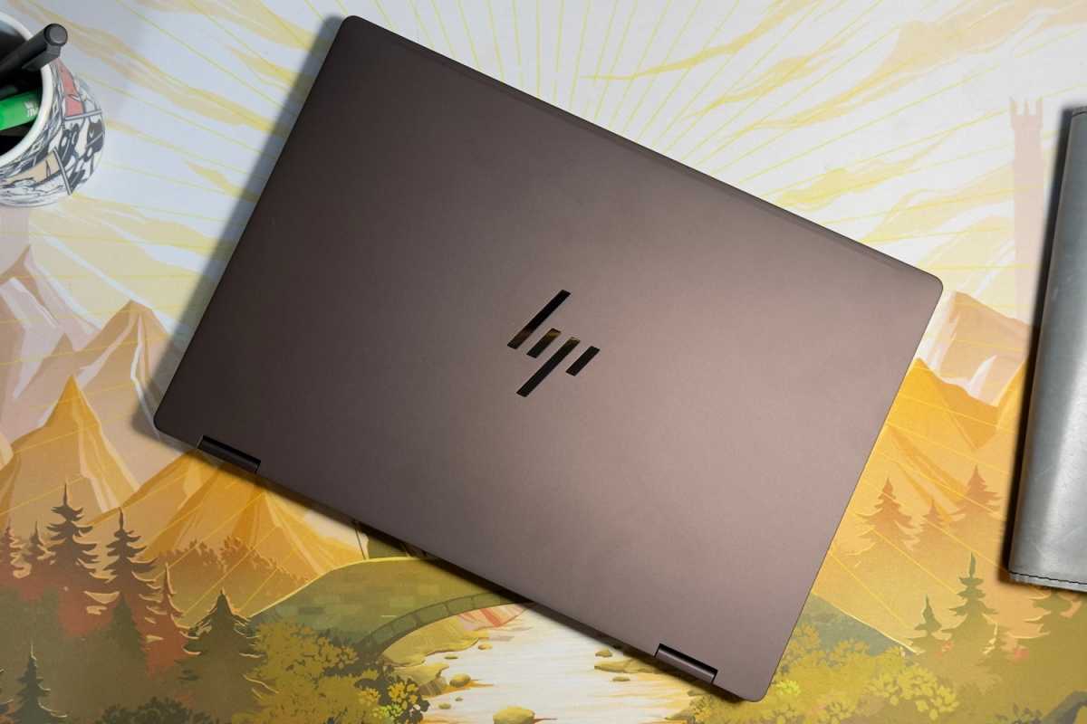 HP Omnibook X Flip 14 2-in-1 design
