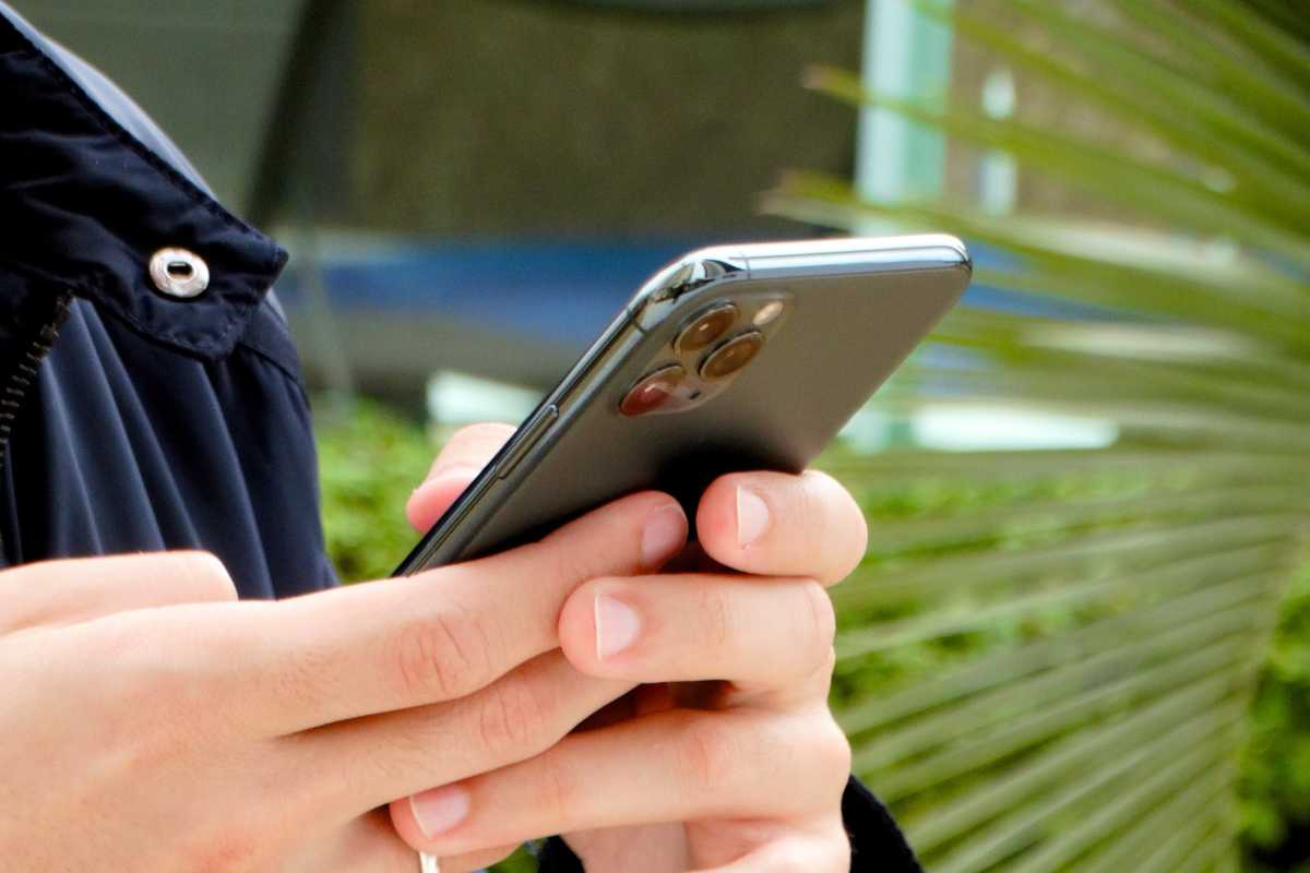 typing on an iPhone 11 Pro Max