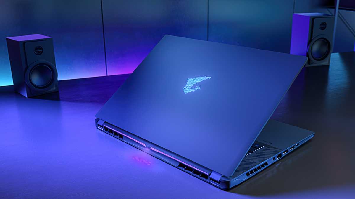 AORUS MASTER 16 4