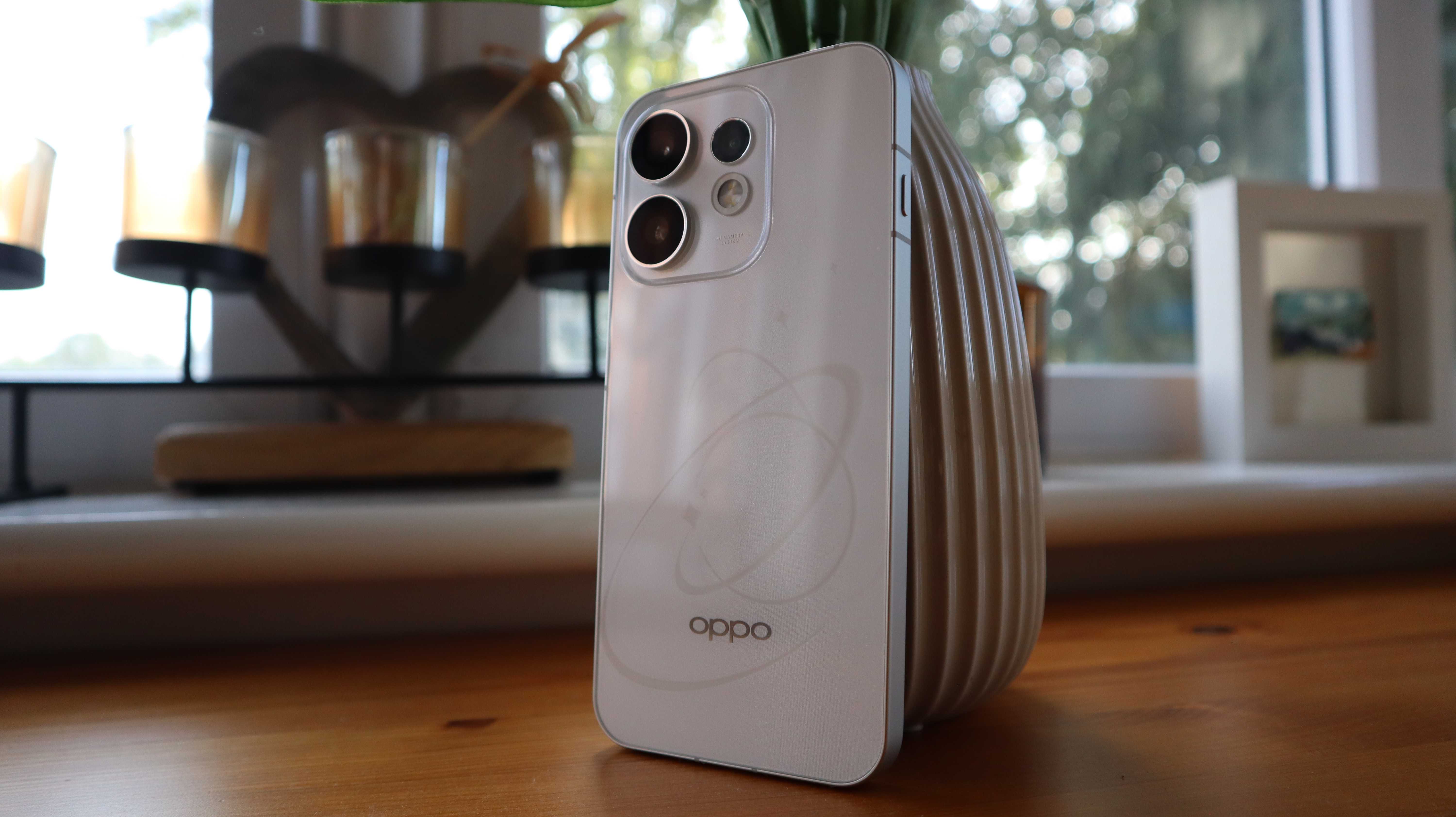 Oppo Reno 16 - Best for Zoom Photography