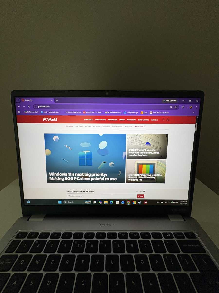 Acer TravelMate P2 14 display