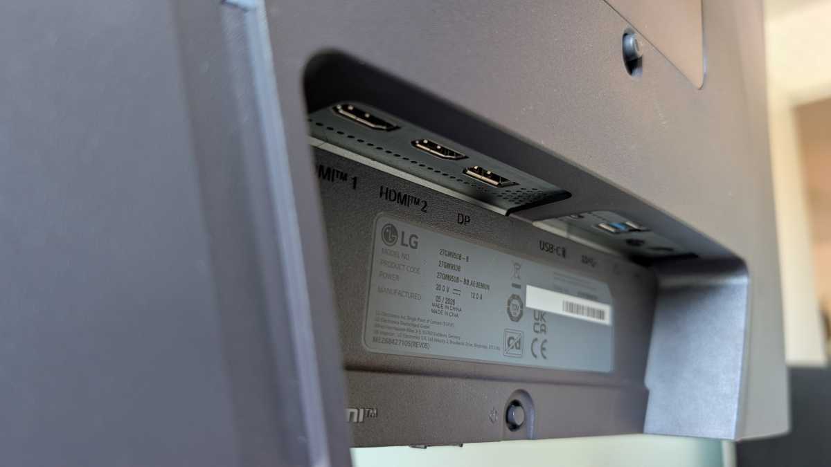 LG Ultragear Evo GM9 kontakter