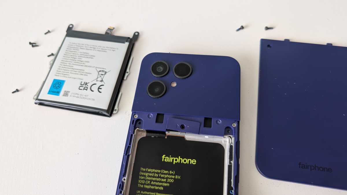Fairphone 6 Plus under reparation